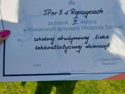 Rok szkolny 2025-2026 - 126 - Dziewczeta na podium